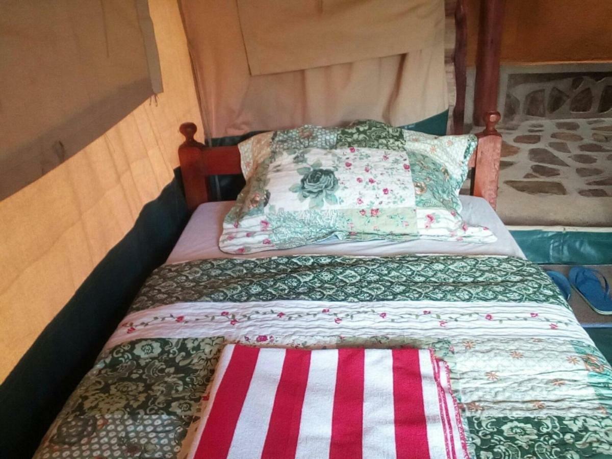 Bed and Breakfast Ruhija Community Rest Camp Kabale Екстер'єр фото